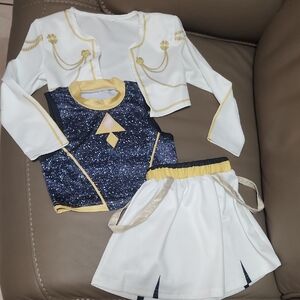 K-POP Demon Hunter Set with Gold and White Accents